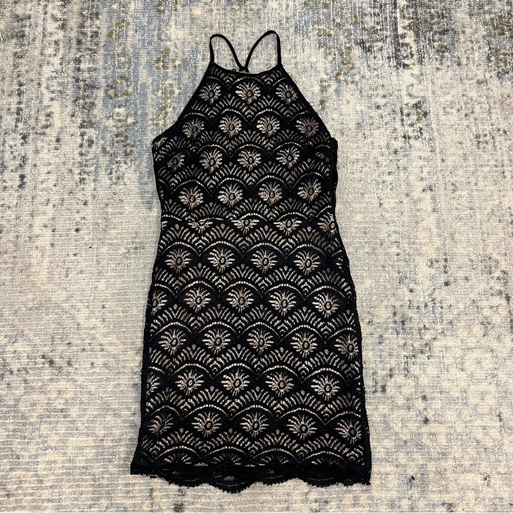 Monteau black lace dress. Like new. - Picture 13 of 13